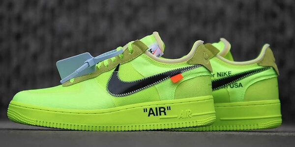 入手困難品！OFF WHITE ナイキ エアフォース1 偽物☆超限定♪ Air Force 1 Low スニーカー