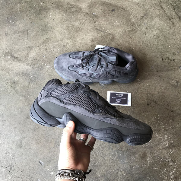 人気話題！【アディダスx Kanye West】 Yeezy 500 Utility Black F36640